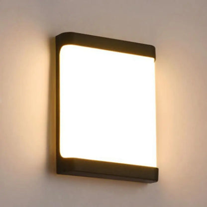 Bright, Durable, High-quality Outdoor Wall Lamp - Waterproof